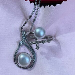 Elegant Sterling Silver White South Sea Silver Pearl Necklace and Ring Set